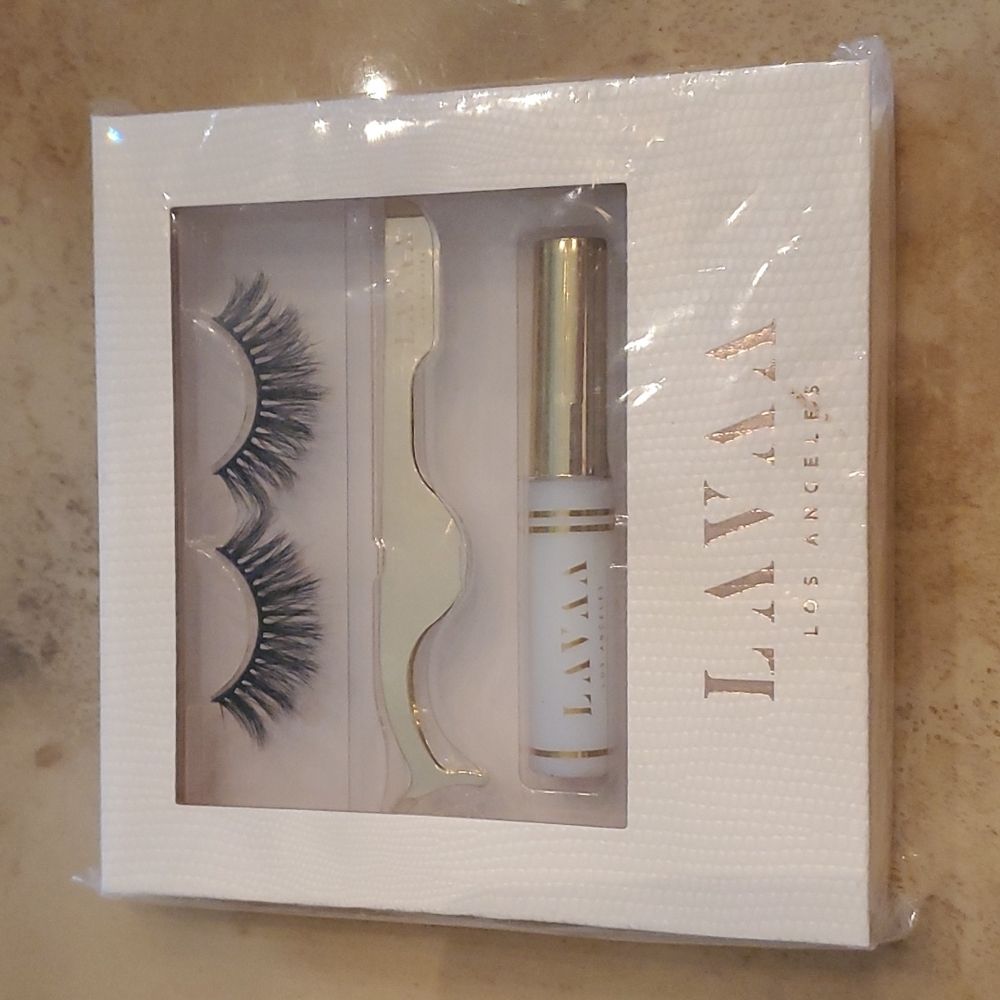 Flirty Lash Kit